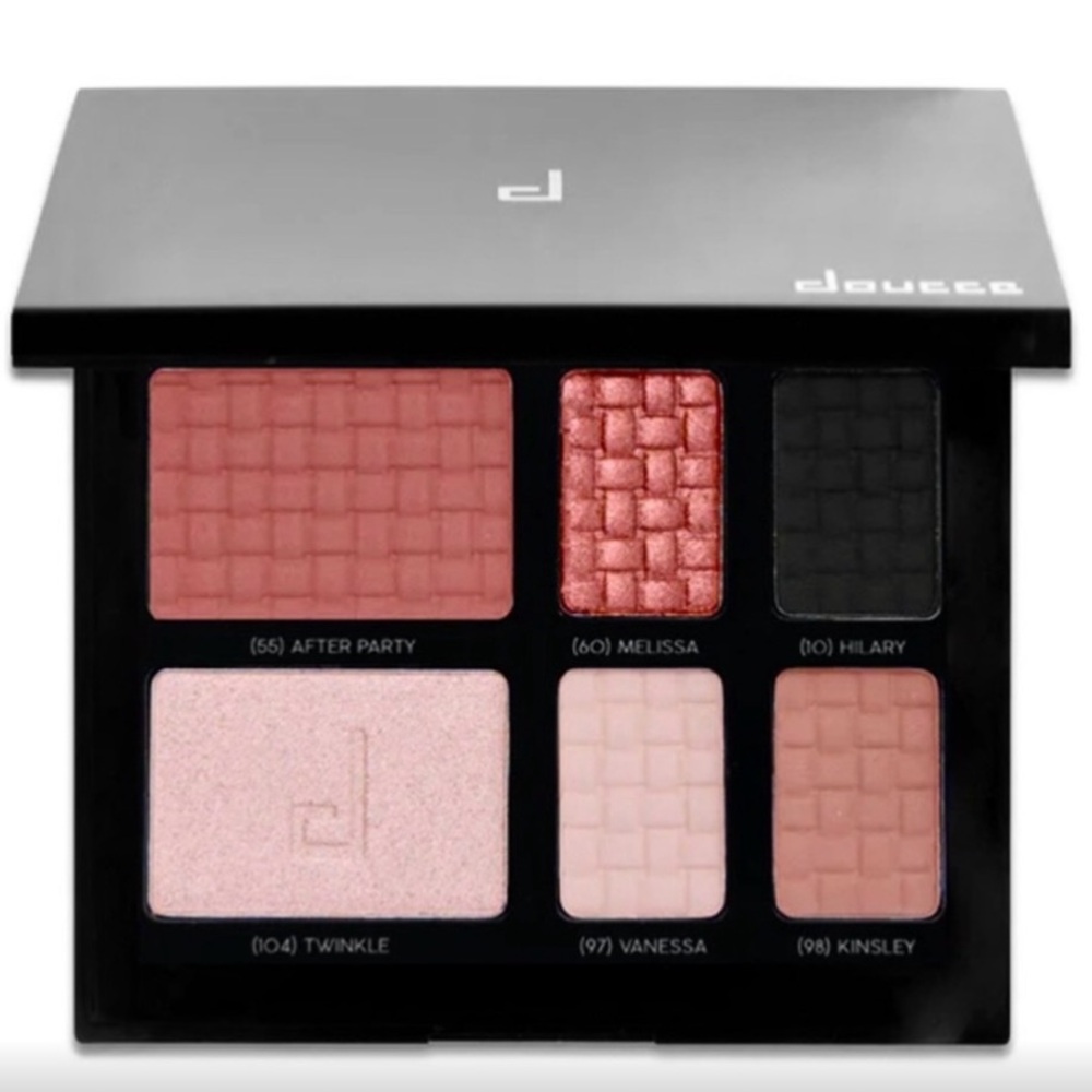 Doucce Eyeshadow Palette Illuminating highlighter + Blush On The Go NEW MSRP $65